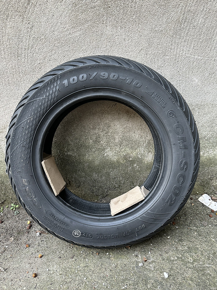 Cst Sc02 Semi-Hot Melt Motorcycle Tubeless Tire - 10/12 Inch