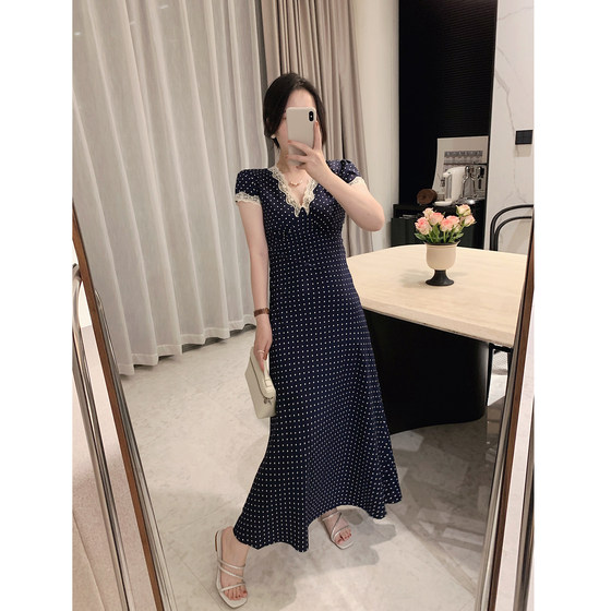 MISSLADY French retro lace border foreign gas wave dot V -neck short -sleeved dress slim high waist thin and thin
