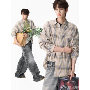 
Japanese contrasting plaid shirts for men and women spring trendy brand loose casual couple shirts high street versatile lapel jackets