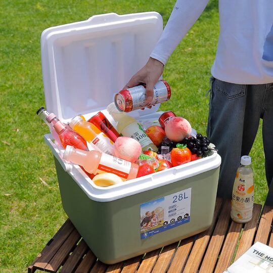 Kylskåp Utomhus På Sommaren () Kylskåp Utomhus På Sommaren