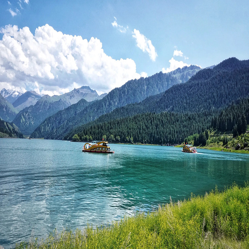 新疆旅游天池南山牧场吐鲁番坎儿井火焰山葡萄沟交河故城动车3日