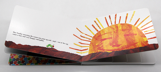 はらぺこあおむし - 絵本 - エリック・カール - 英語版