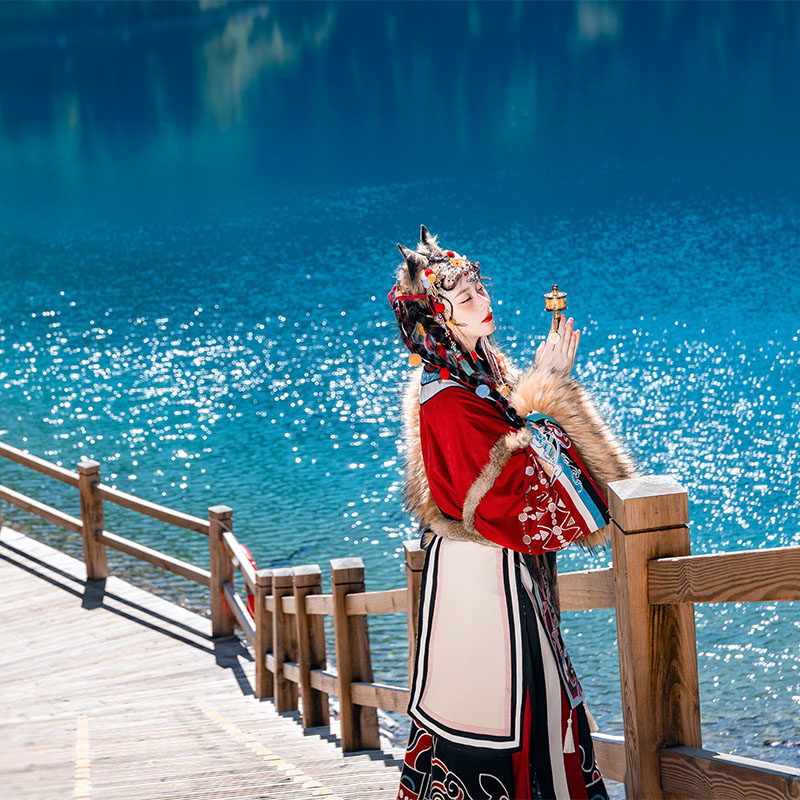 纯玩九寨沟四姑娘山毕棚沟达古冰川5天4晚2-8人小团拼车成都出发