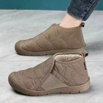
2025 new winter snow boots, soft soles, comfortable mother's shoes, windproof and cold-proof, lightweight, comfortable, fashionable and velvet cotton shoes
