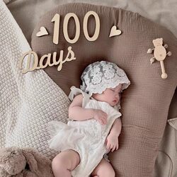 Baby's 100-Day Photo Props, Forest-Themed Monthly Age Number Wooden Signs, Home Photo Background Cloth, Baby Full-Month Photo Arrangement