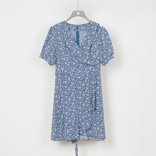 
NUTS autumn new French fresh blue V-neck floral short-sleeved dress for women