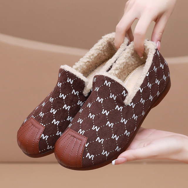 Winter old Beijing cloth shoes female cotton shoes fashion plus velvet warm mothers shoes non -slip bean shoes hair shoes

