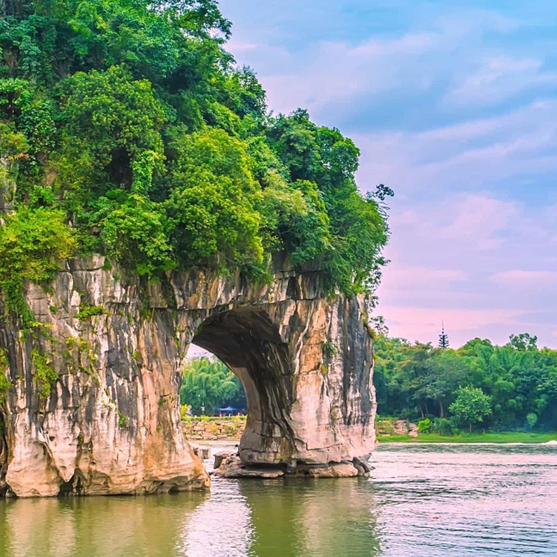 【含高铁动车+无购物团】广西桂林+阳朔+龙脊梯田+北海+涠洲岛7日