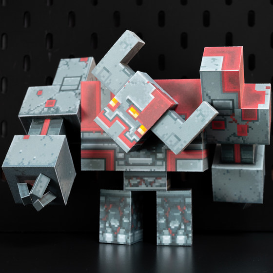 
Minecraft Dungeon Magnetic Movable Red Stone Behemoth Puppet Handmade DIY Paper Model Peripheral Toy Paper Cutting