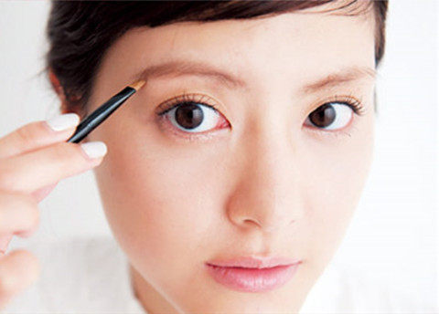 刚睡醒素颜妆 几步就搞定 生活健康 孕育妈咪网
