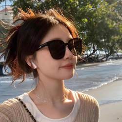 Women's Sunglasses 2026 New Style, High-End, Face-Slimming, Sun Protection, Uv Protection, Large Face Slimming Glasses, Trendy