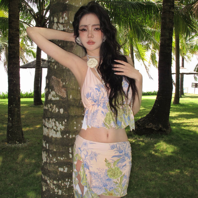 OMOM2025 new fashion sexy split skirt bikini three-piece set covering belly to make you look slim and pure vacation swimsuit