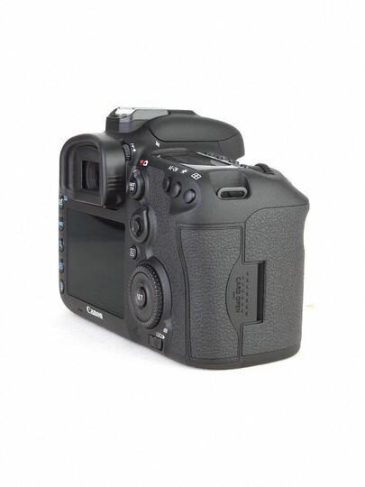 Canon EOS 7D Mark II デジタル一眼レフカメラキット
