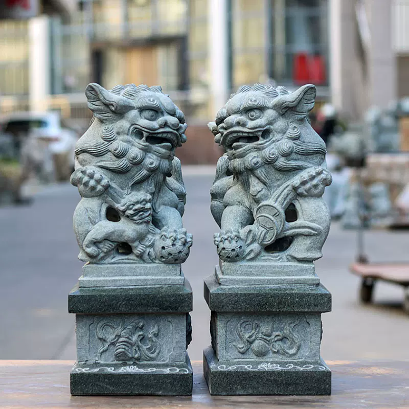 青磁彫刻雙獅子頭枕 青磁彫刻雙獅子頭枕