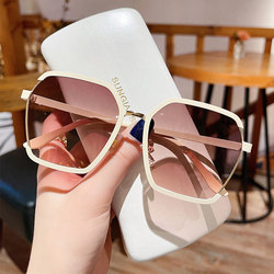 Trendy ins Street Style Sunglasses for Women, Korean Style, Fashionable Sunglasses for Round Faces, Uv Protection, Sunshade, Makes Face Look Smaller