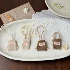 
Mini knitted small bag kitty ragbub cute handbag bag Cotton doll 10cm doll clothes wholesale