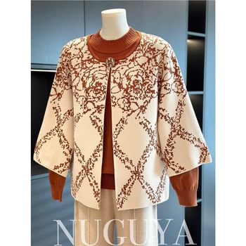 Middle-aged mother's autumn two-piece set middle-aged and elderly women's mother-in-law suit plus velvet and thickening new sweater jacket