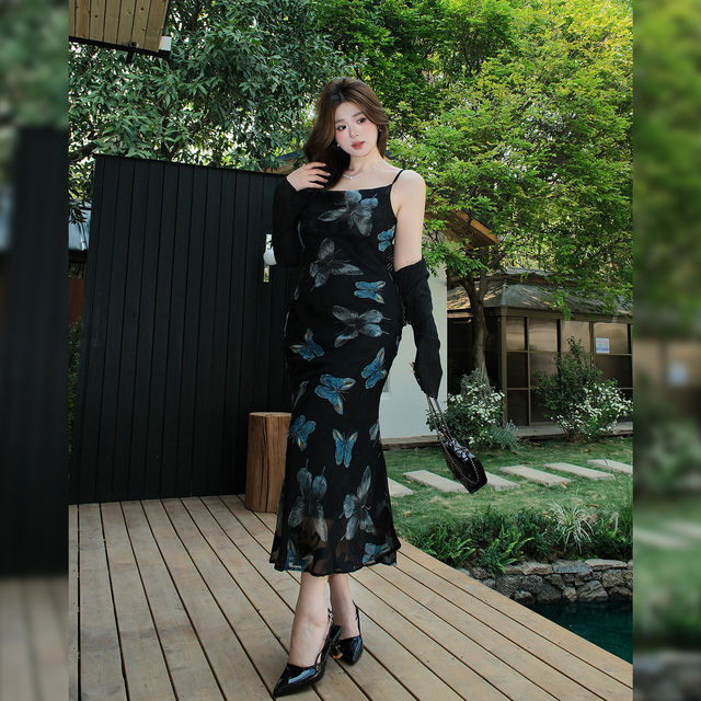 PSG slightly fat large size 2025 summer new retro butterfly socialite style sexy slim suspender dress