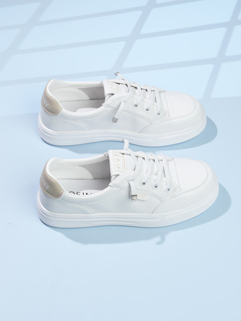 ZhuoSini white shoes for women's hot spring and summer 2025 new versatile casual flat sole soft sole shoes for women
