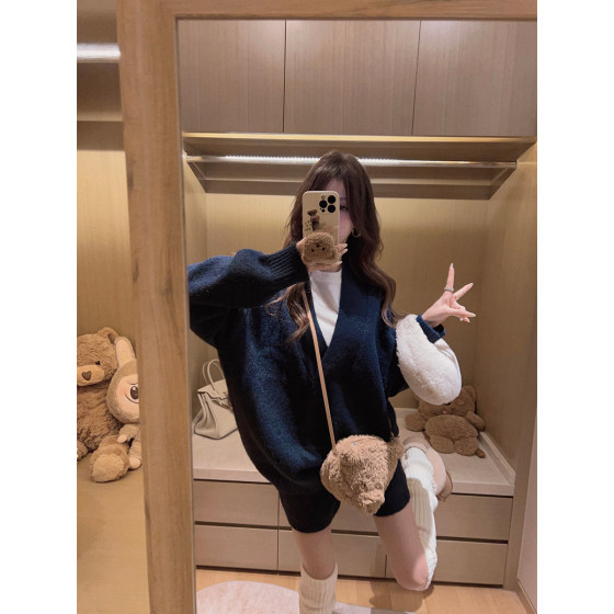 
Yukiss [Easy set! Relaxed V-neck sweater + shorts casual two-piece set]