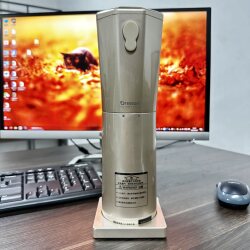 Ouxia Cool Summer Household Handheld Electric Snowflake Ice Shaver Japanese-Style Small Ice Crusher Magic Tool