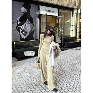 
superniniyy mulberry silk wool suit/gentle mulberry silk wool V-neck trumpet sleeve knitted suit