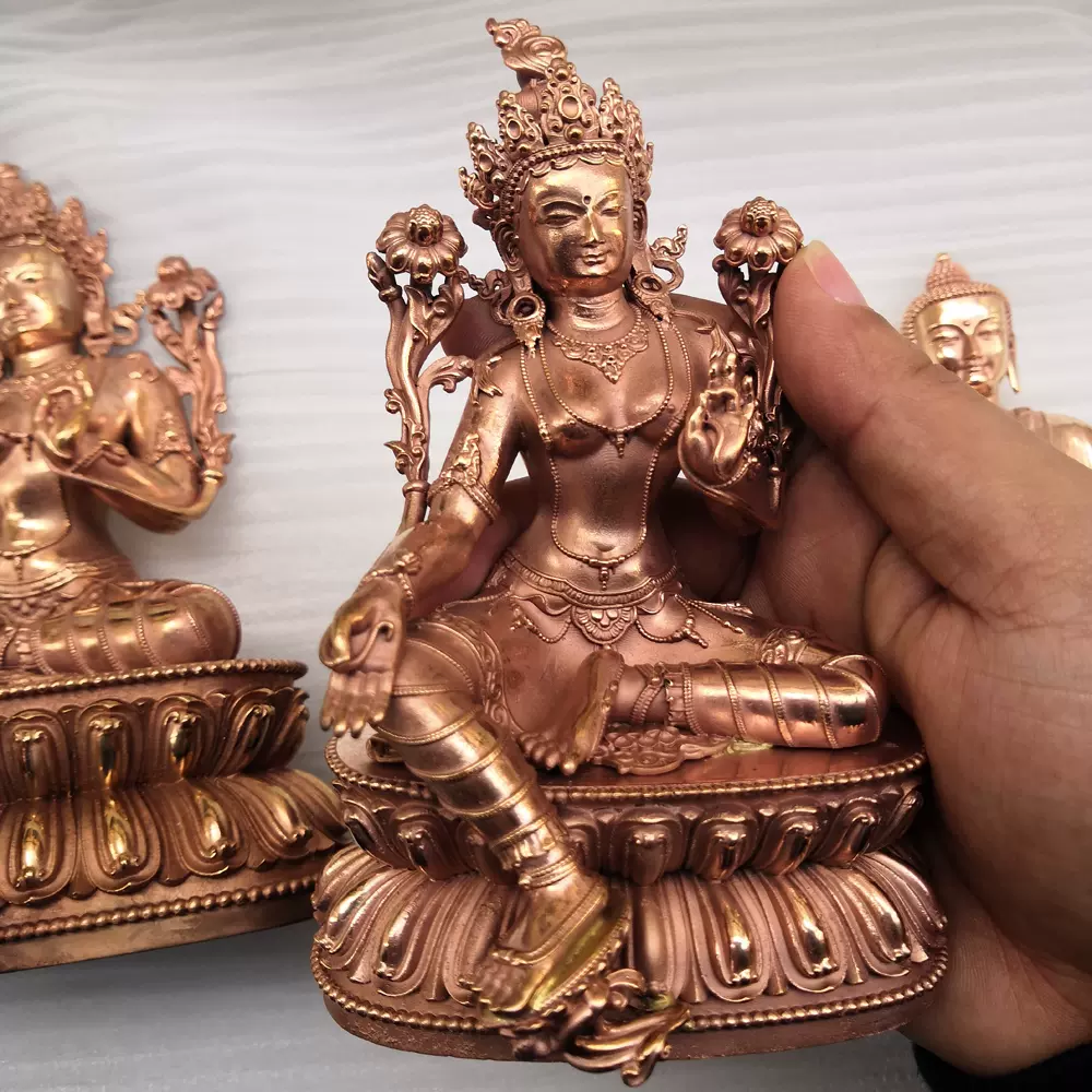 清・銅製・塗金・描彩・上師像・護法仏像・密宗密教・仏像・供養品