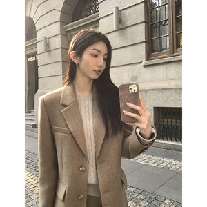 
MULVAN [30% off ready stock] High-end short woolen blazer women's autumn and winter woolen coat