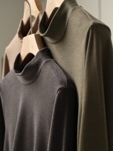 
300g toothpick velvet constant temperature men's double-sided velvet bottoming half turtleneck long-sleeved T-shirt to keep warm Shandong online store autumn and winter style