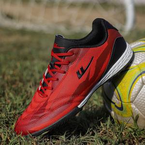 
Pull-back sneakers for men, low-top leather sports rubber soles, non-slip, authentic grassland professional game broken spike football shoes