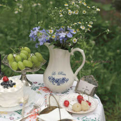 Going for a Picnic French Country Print Blue Vase