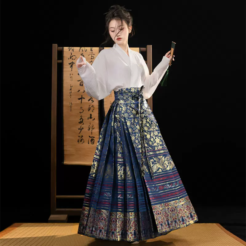 空谷记汉服 满地金织金缎面一片式传统马面裙梯形褶-Taobao