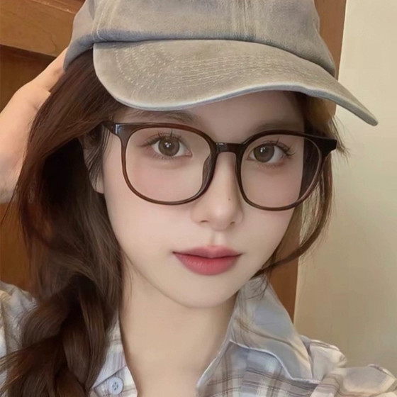 Ultra -light tea -colored glasses frame feminine face with close vision number elliptical frame large face anti -blue light flat light eye rack
