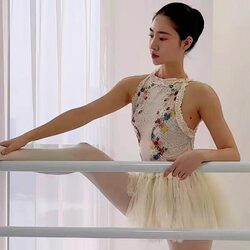 New Ballet Practice Clothes for Women, Dance One-Piece High-Waisted Gymnastics Training Bodysuit, Halter Neck Dance Clothes in Stock