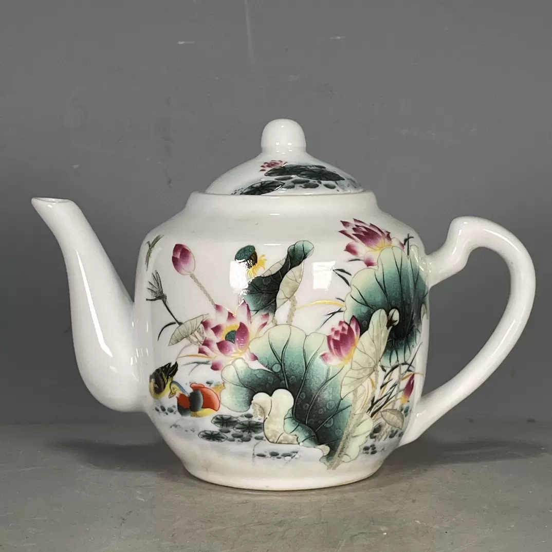 清代の同治  五彩粉彩博古図査義興鼎  花提梁やかん  急須    現代工芸品 古玩精品清代同治年制五彩粉彩博古图查义鼎花提梁水壶茶壶茶具