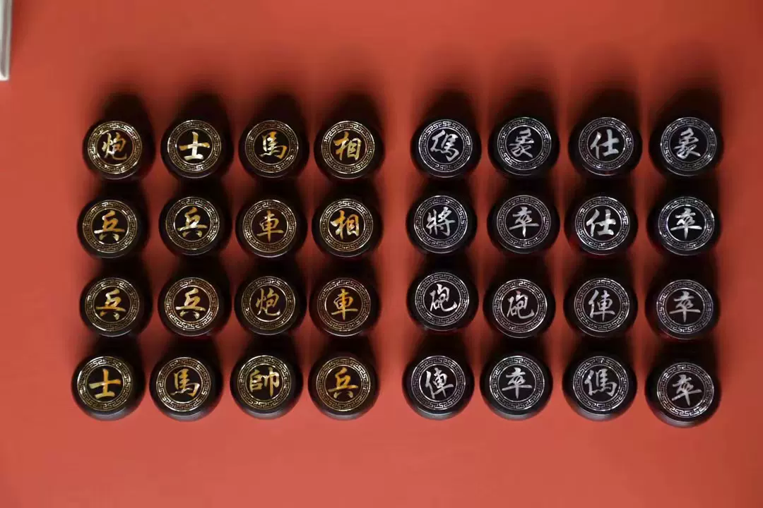 CJ138 時代物 朱漆螺鈿内金梨地群鶴蒔絵象嵌丸形硯箱・朱漆螺鈿