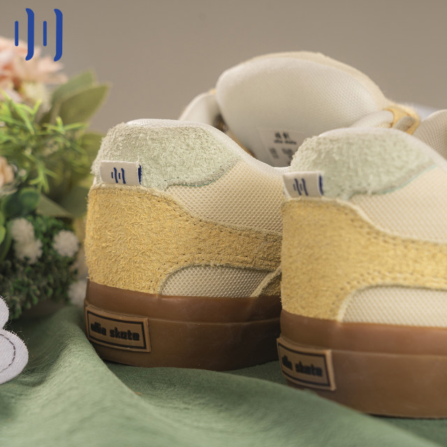 ollieskate bread shoes MagicBAKE fragrant coconut milk tea color plush ...