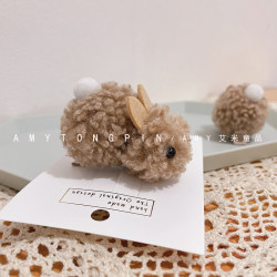 Cute Bunny Hair Clip in the Style of Yang Mi, Plush Little Rabbit Animal Hairpin for Adults, Children, and Parent-Child Matching, Autumn and Winter Hair Accessory