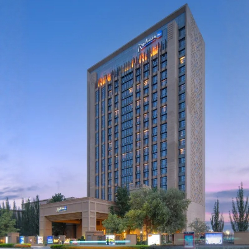 【双景尊享·丽笙礼遇】3天2晚新疆喀什深业丽笙酒店+清真寺或香妃园+民俗演出随心选