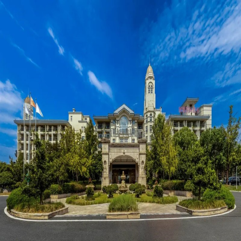 黄山碧桂园凤悦凤凰酒店1晚+双早+齐云山+宏村/西递门票(部分可选)+欢迎水果