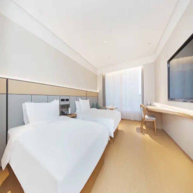 周末年假套餐 山东潍坊自由行潍坊潍城希尔顿欢朋酒店 潍坊东风东街全季酒店 1晚2日