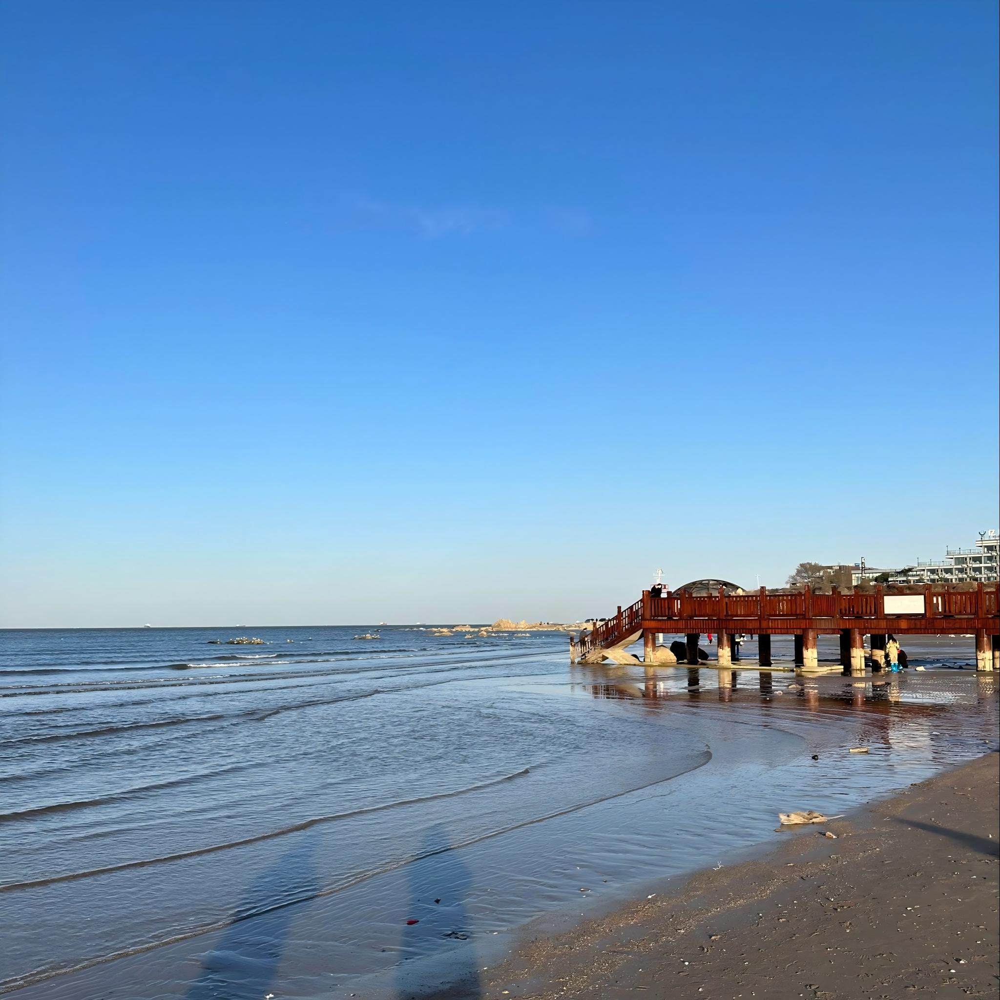秦皇岛北戴河景区酒店住宿2晚+仙螺岛及鸽子窝公园门票1张