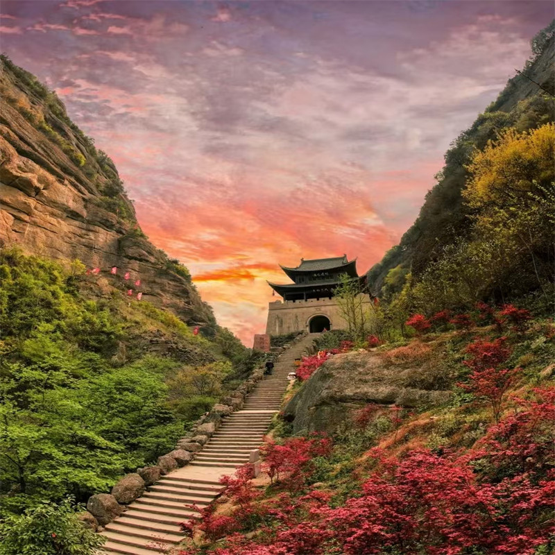 【毅达专营】剑门关雄关悠谷度假酒店住1晚+2人早餐+2人剑门关门票