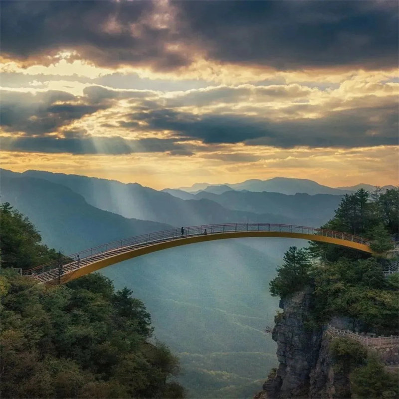 【私家包车游|神农架+天燕景区 经典4日游】登华中屋脊 含特色餐 - 定制游预订