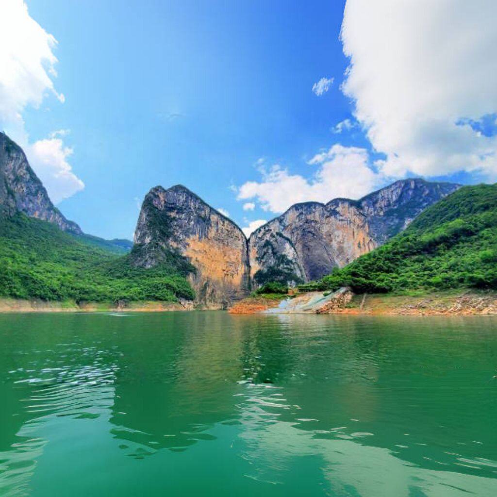 恩施大清江一日游C线蝴蝶崖2至8人私家团/含门票+船票/专车不拼团