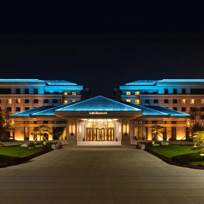 【寒假早鸟】 昌吉建国饭店+千回西域演出2天1晚自由行 - 定制游预订