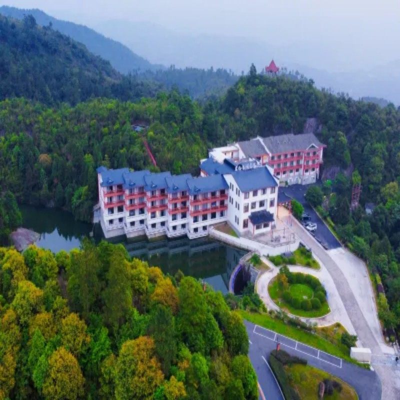 宁德福鼎君临·玉湖度假酒店/湖景大床房+太姥山门票+往返景交车3天2晚 - 定制游预订