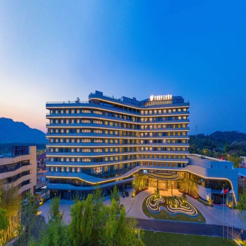 安吉竹博园开元名都度假村1晚+早餐+大竹海门票+博物馆+灵峰寺+50餐饮代金券/围炉煮茶 - 定制游预订