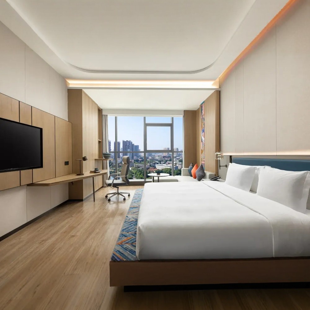 福地怀化大峡谷+洪江古商城+榆树湾文旅综合体+入住怀化皇冠假日酒店3天2晚