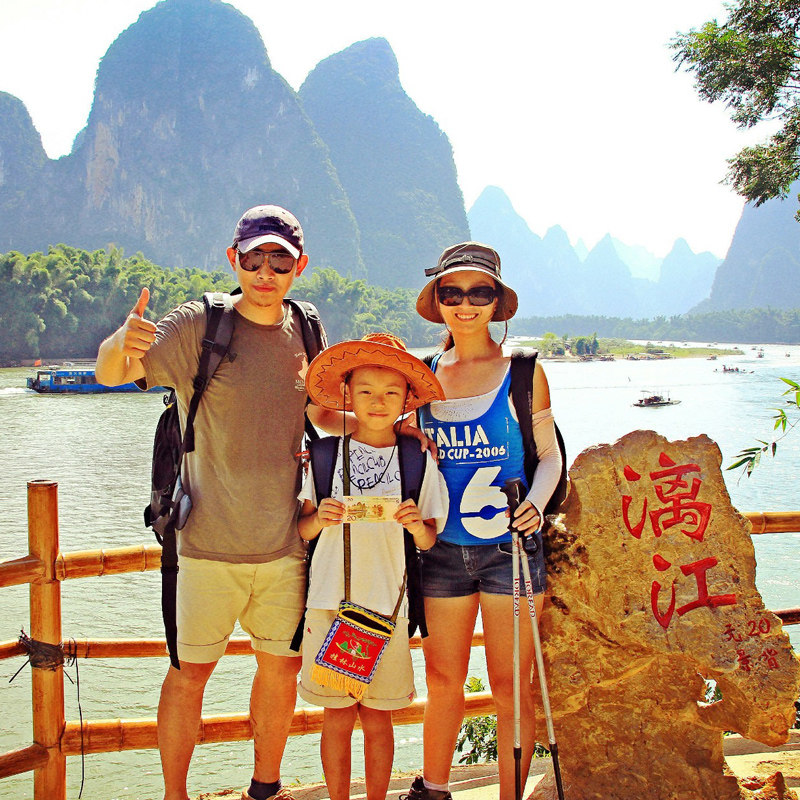 桂林旅游阳朔漓江游船遇龙河竹筏漂流兴坪纯玩三日游小团旅行团